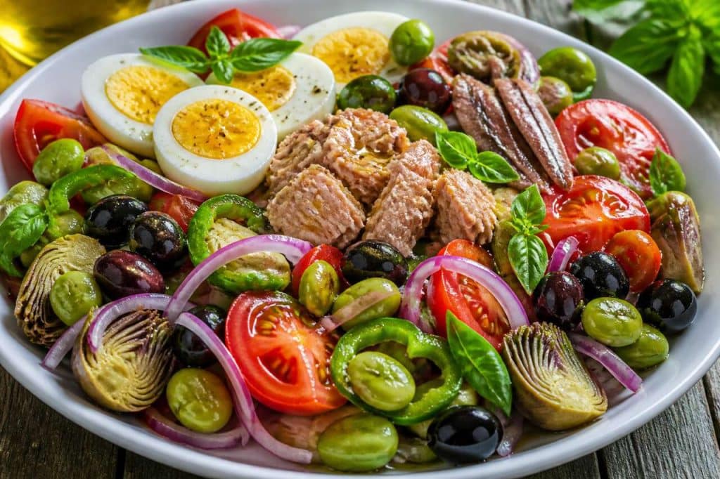 La salade niçoise : la recette provençale incontournable