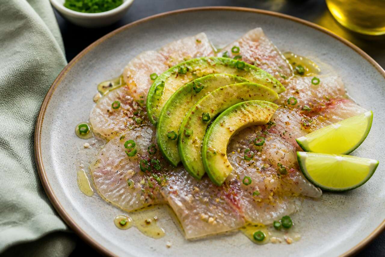 Tartare de daurade à l'avocat : une recette fraîche et raffinée