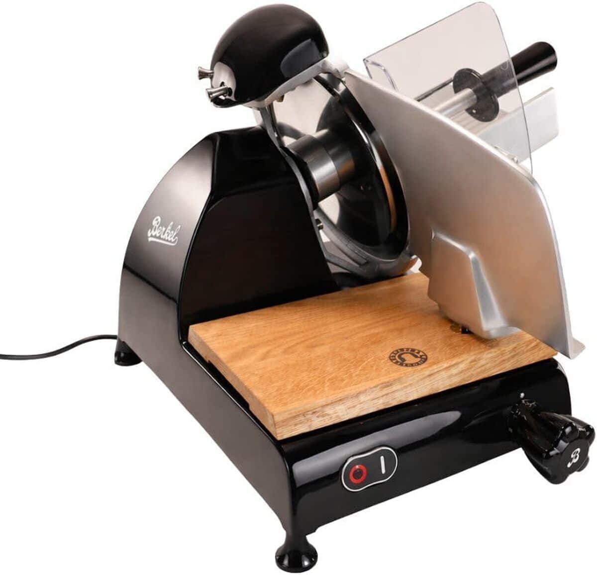 Test de la trancheuse professionnelle Berkel Red Line 250 avec broyeur intégré