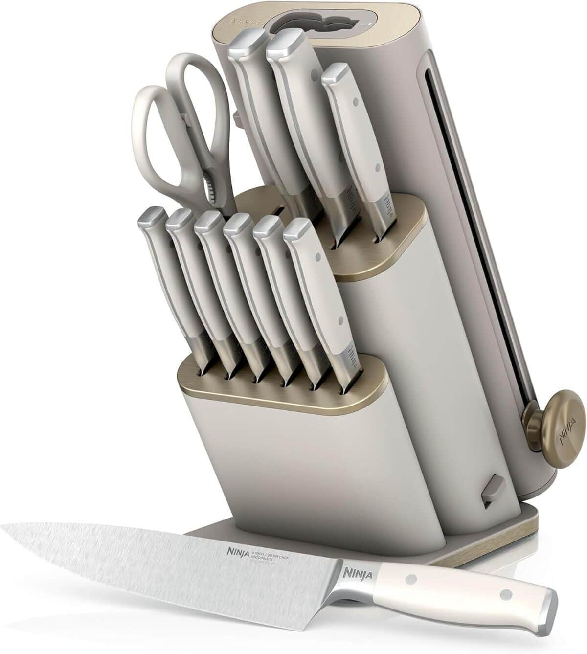Test du bloc de couteaux Ninja StaySharp : 13 pièces et aiguiseur amovible