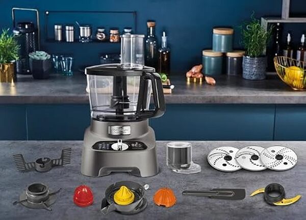 Découvrez notre test détaillé du robot multifonction Moulinex Double Force 1000W. Polyvalence, performance et qualité au service de votre cuisine. 