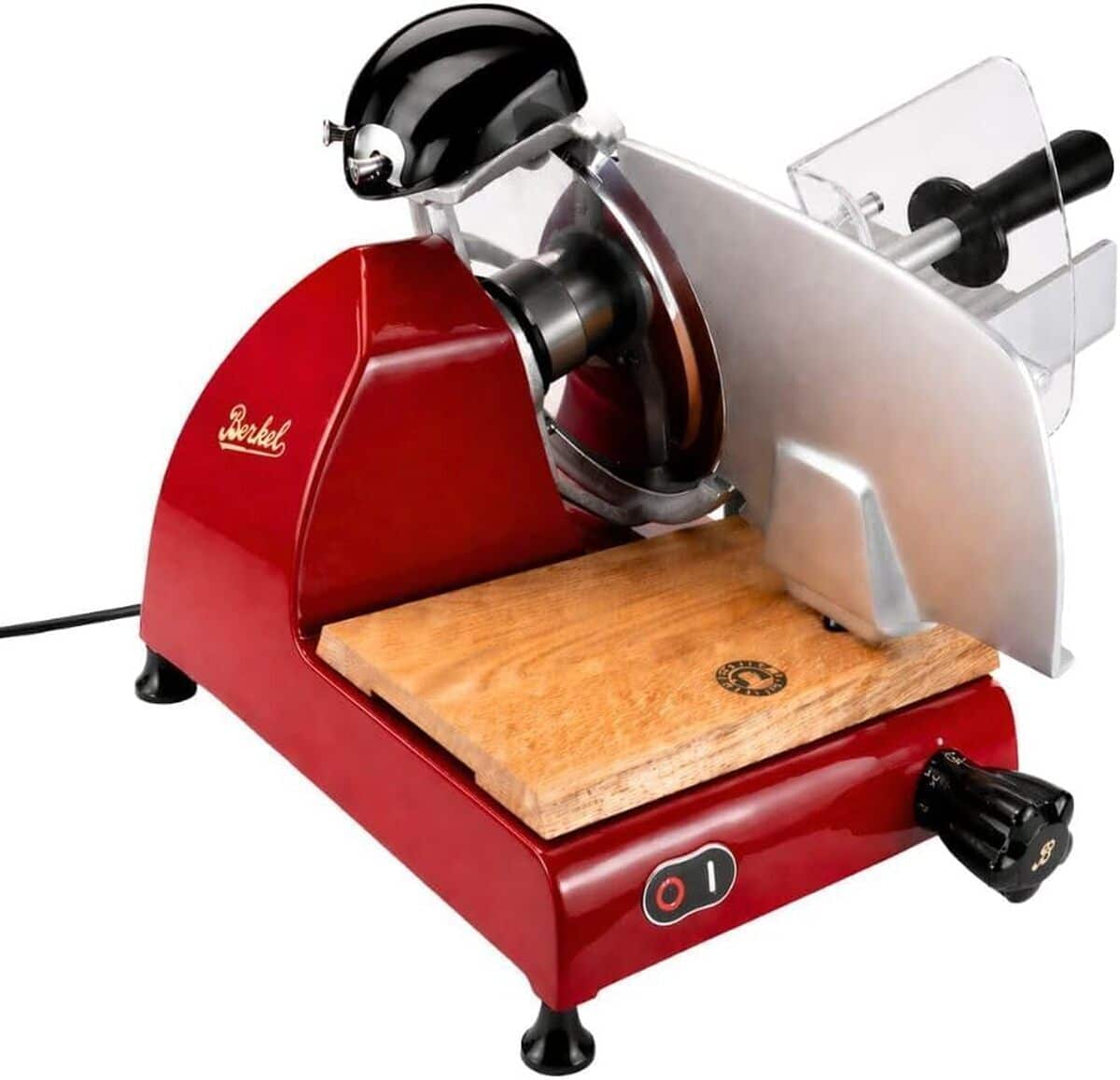 Test de la trancheuse Berkel Red Line 250 avec planche artisanale rouge